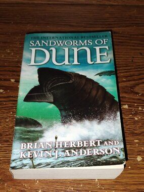 Sandworms of Dune Paperback book (2007) Brian Herbert / Kevin J. Anderson